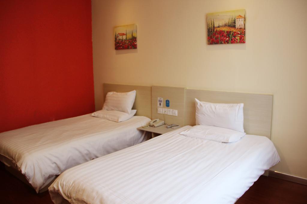 Hanting Express Tianjin Haixin District Yujiapu Rom bilde